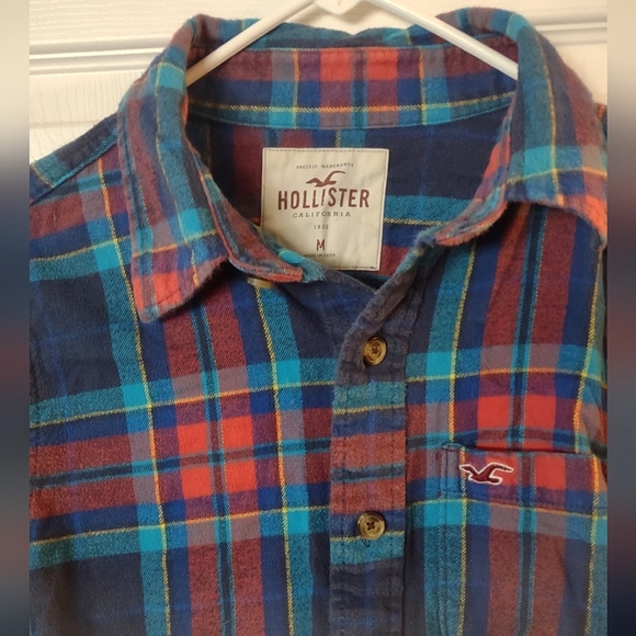 🍁Hollister long sleeve flannel button up/down shirt. Women's size Medium. Plaid - Picture 4 of 8